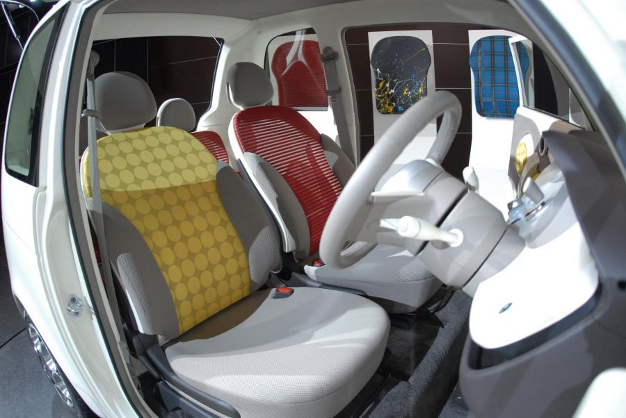  Honda EV-N Concept 2009 года  (фото 7 из 89)
